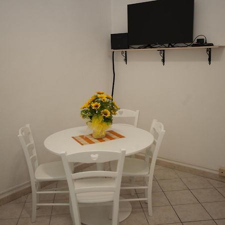 Casa Dea Appartement Livorno Buitenkant foto