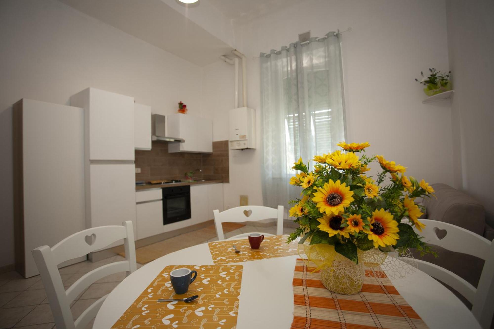 Casa Dea Appartement Livorno Buitenkant foto
